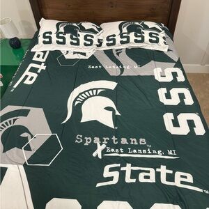 Michigan State full size comforter